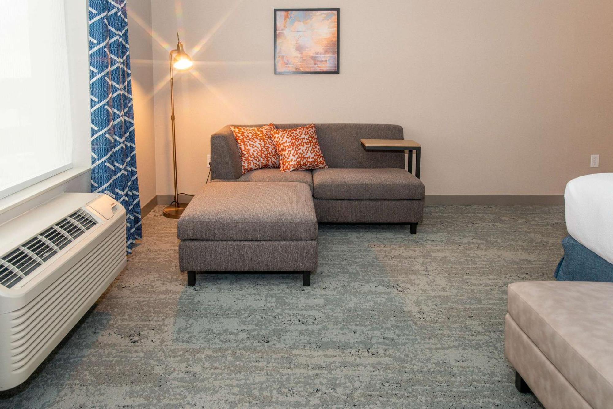 Hilton Garden Inn Mattoon, Il المظهر الخارجي الصورة